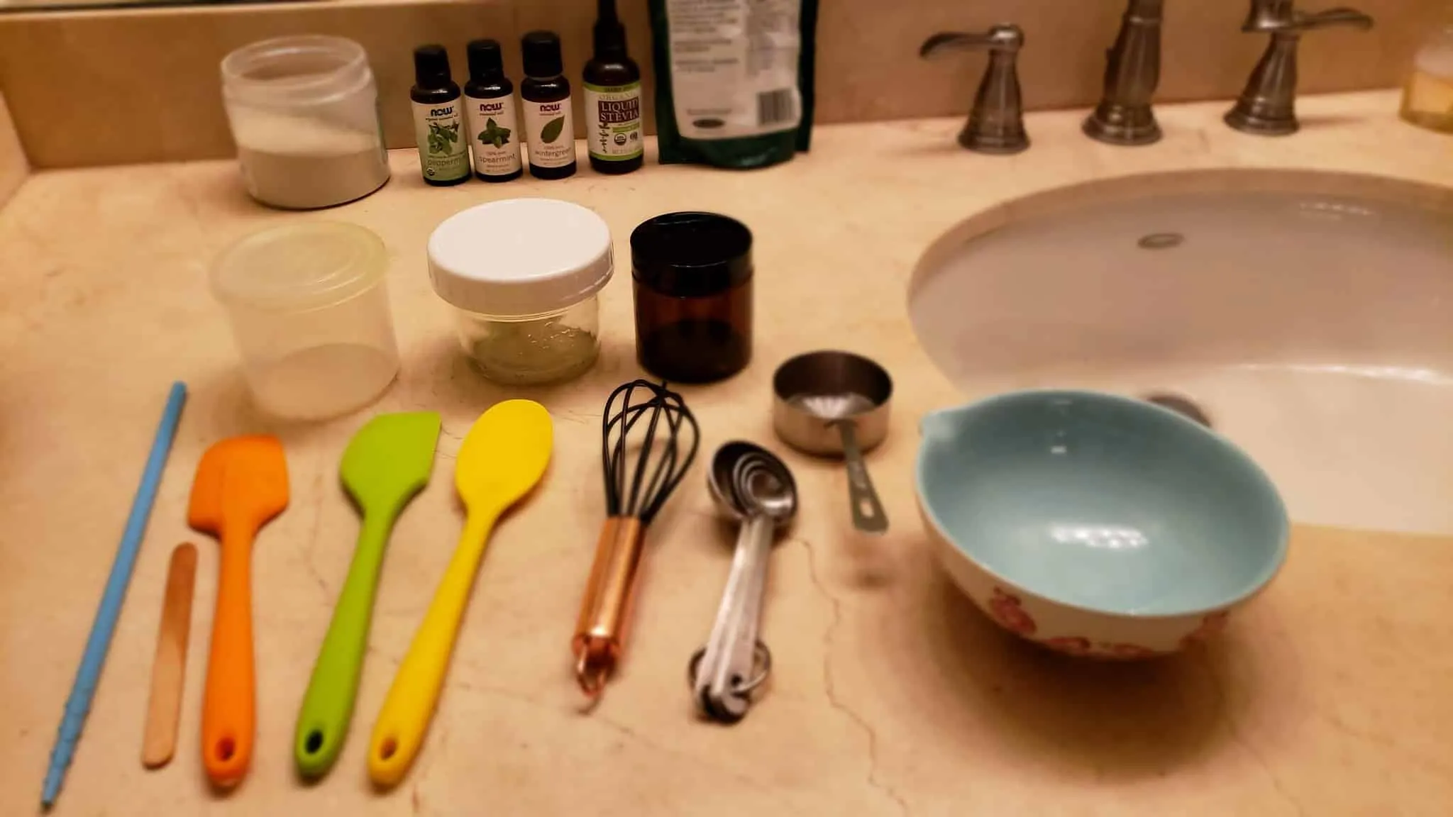 /img/32245-dental-care-products.webp