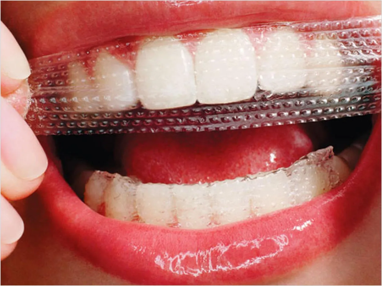 /img/32327-oral-health-routine.webp