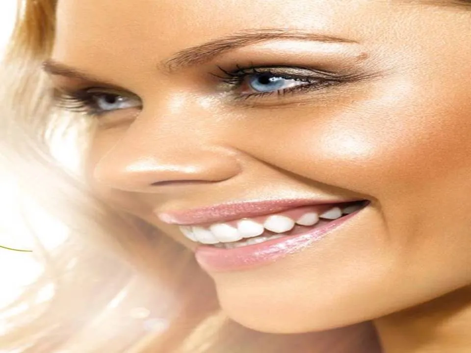 /img/32333-consistent-skincare-routine.webp