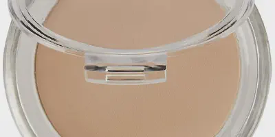 /img/32362-dermatologist-consultation.webp